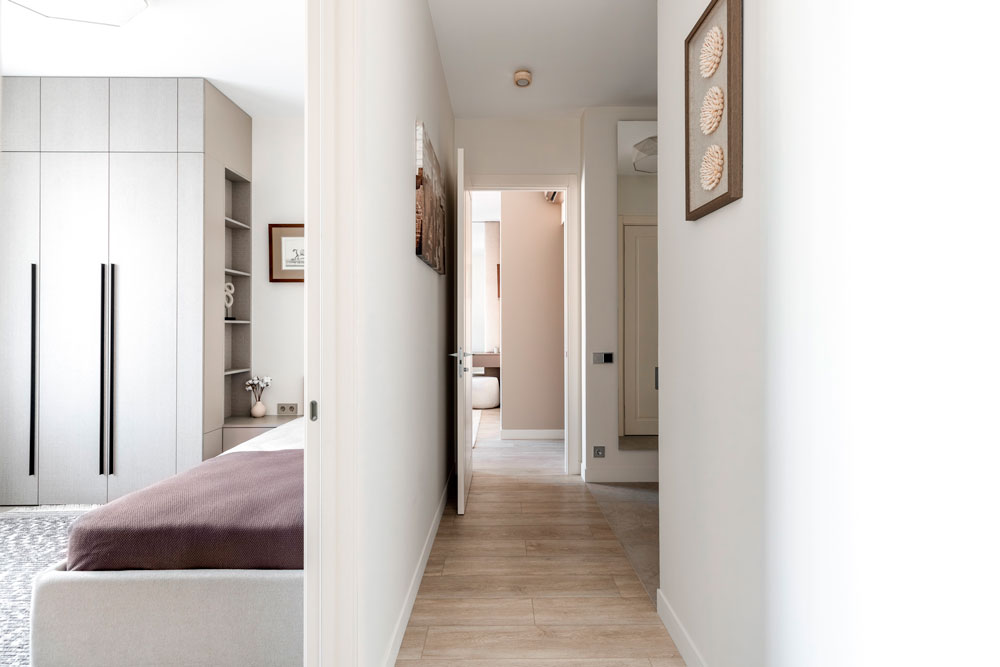 Сливочно-шоколадная квартира, в которой хочется остаться каждому - фото №2