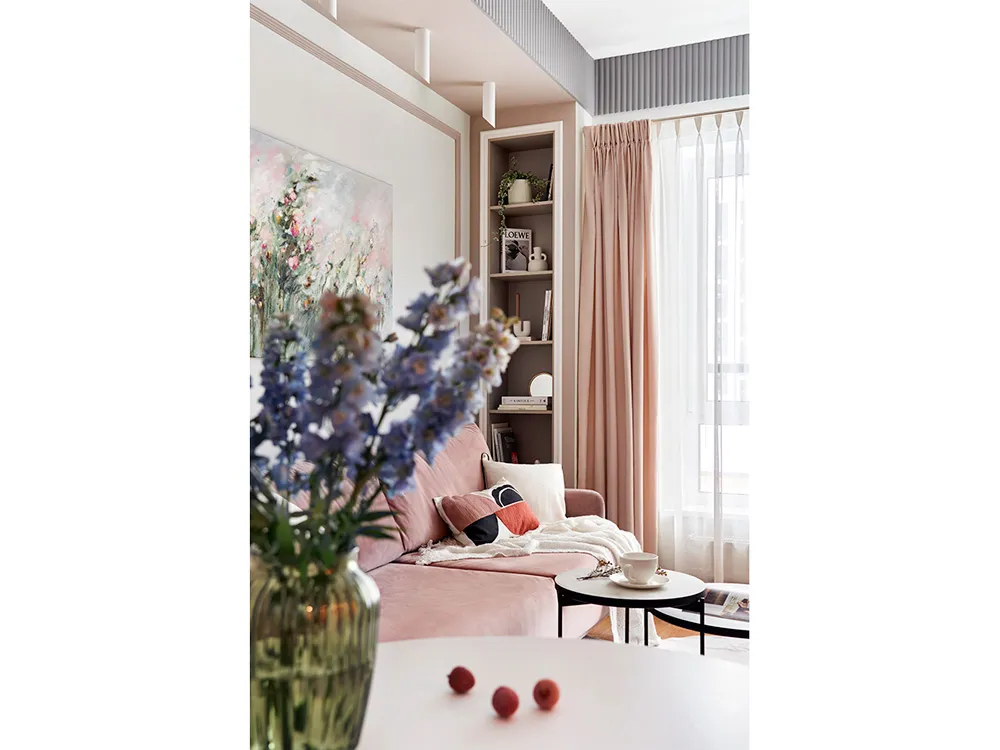 Зона комфорта: ода белому и бежевому цвету в московской евродвушке - фото №19