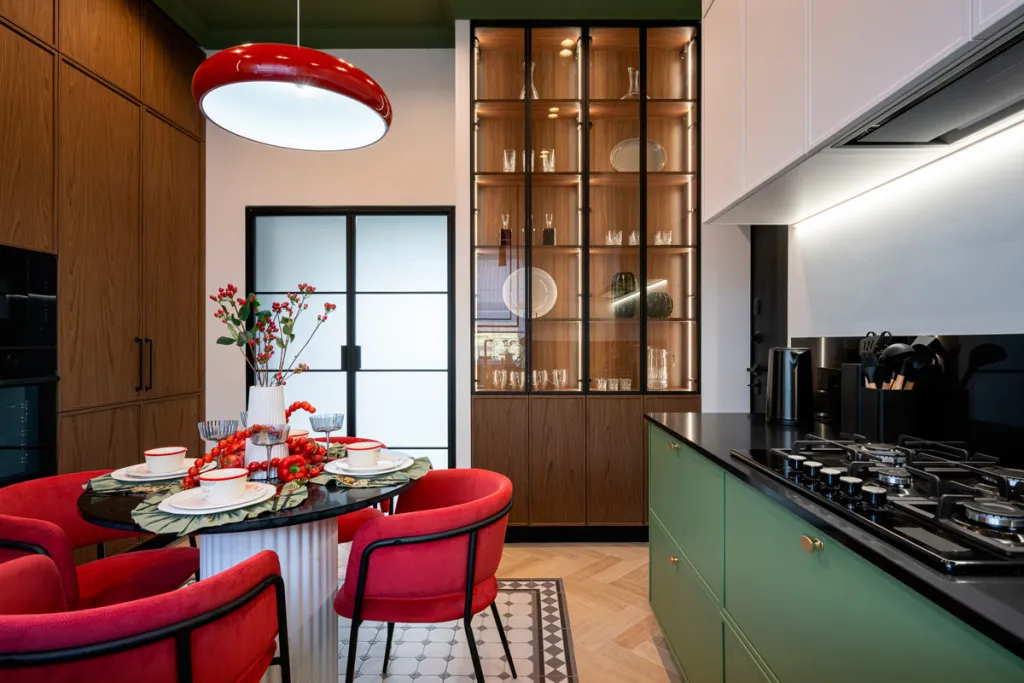 Интерьер цвета листвы и спелых ягод для загородного дома - фото №9