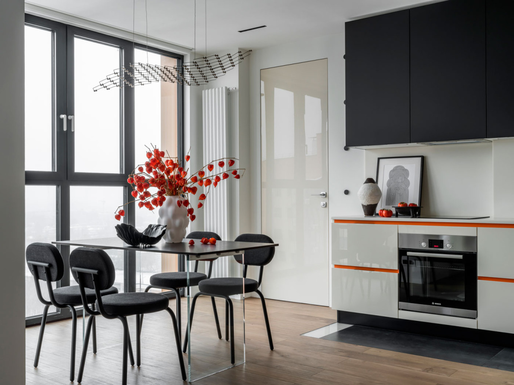 Кандинский, осенний лес и снесенная перегородка: современная квартира для взрослых детей - фото №15