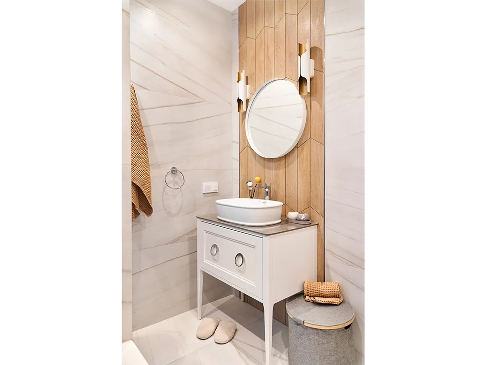 Зона комфорта: ода белому и бежевому цвету в московской евродвушке - фото №18