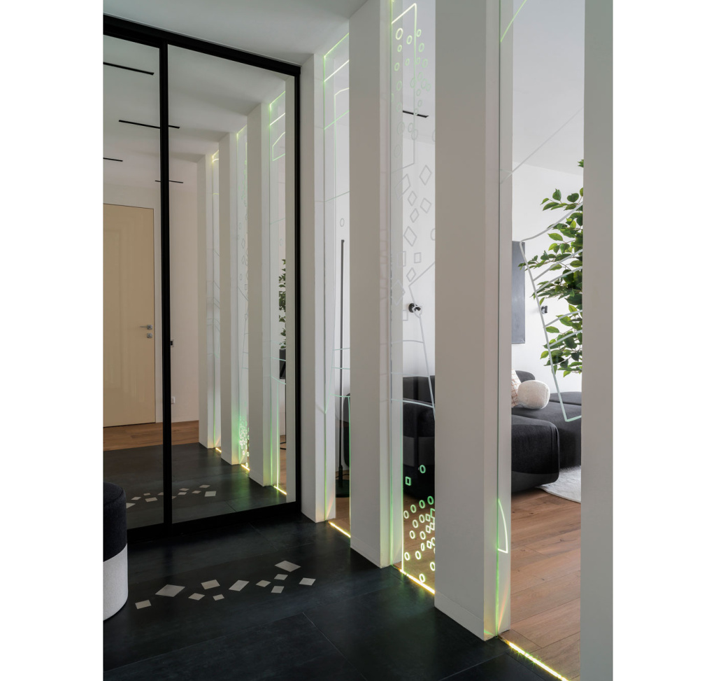 Кандинский, осенний лес и снесенная перегородка: современная квартира для взрослых детей - фото №9